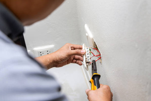 Best Affordable Electrician  in Belleair Beach, FL